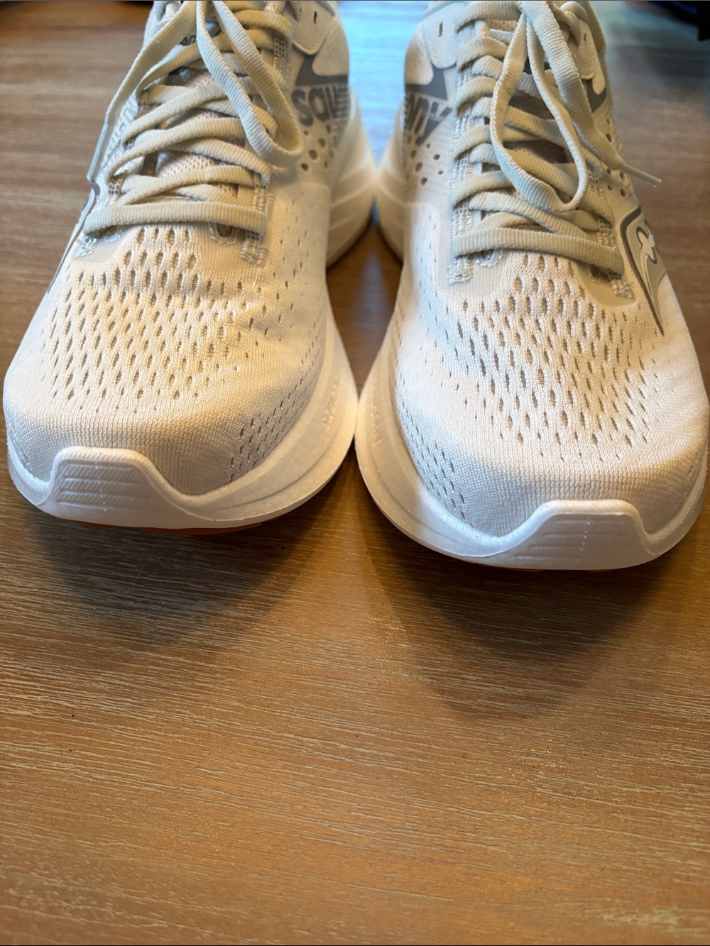 NEW WITHOUT BOX Saucony Ride 17 Women’s Size 9.5 Pearl Gum Color - Picture 4 of 8